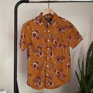 Macro Floral Button Down